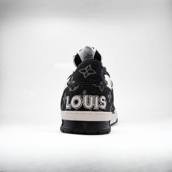 Louis Vuitton Trainer - Image 2