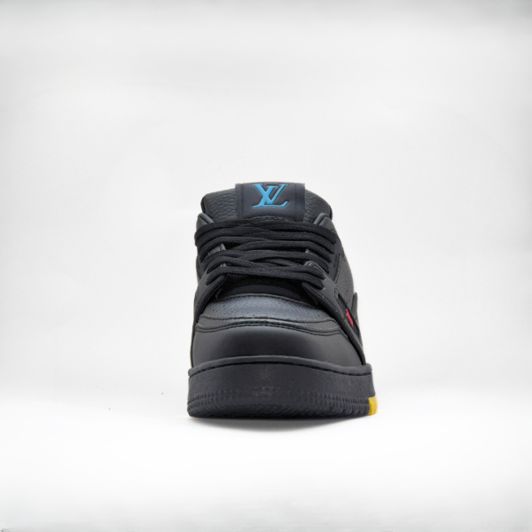 Louis Vuitton Trainers Black - Image 2